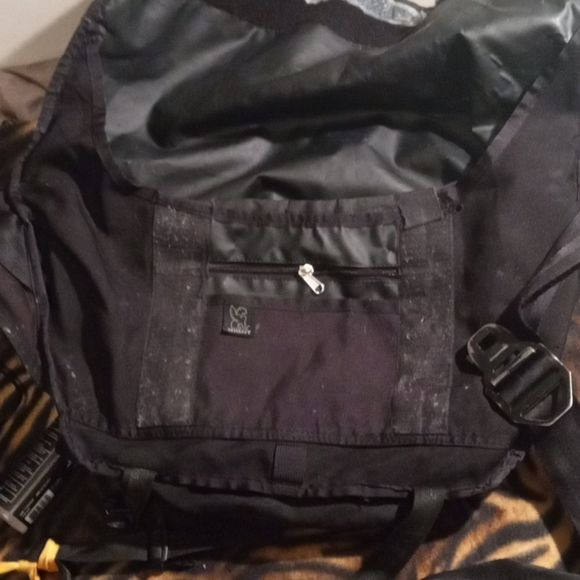 Chrome ® Messanger Bag - Picture 5 of 6